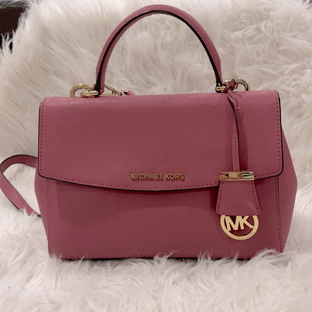 Michael kors crossbody handbag